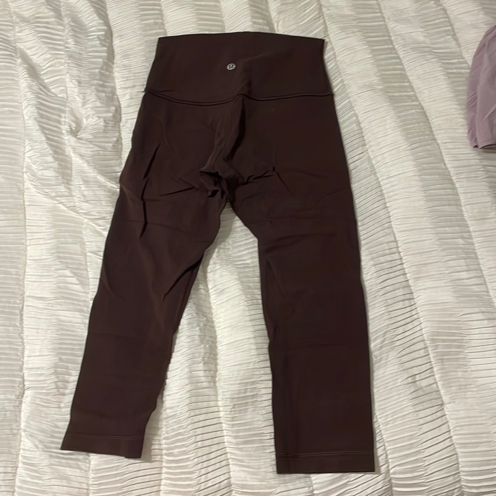 Lululemon cropped align, deep maroon leggings